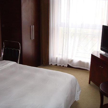 Royal King Residence Hotel Хайдянь Номер фото