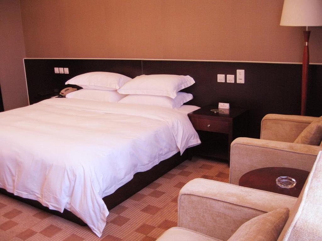 Royal King Residence Hotel Хайдянь Номер фото